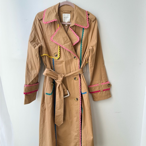 Avec Les Filles Beige Coat with Pink Accents - Picture 3 of 5